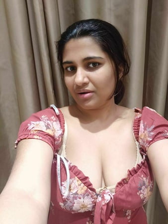 338px x 450px - Amateur Indian Hot Girl Nude Selfie - 888 Pics | xHamster