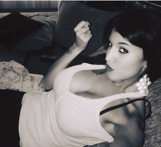 Free Public gallery for tributes photos