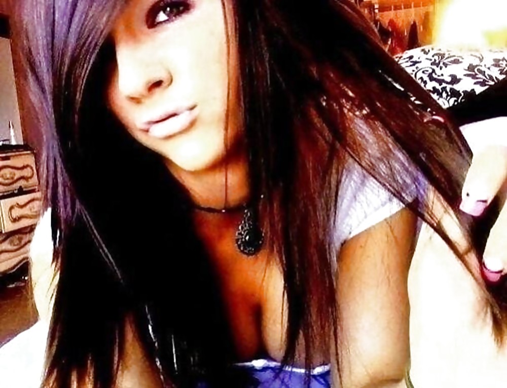 Free Pretty Amateur SelfShot photos