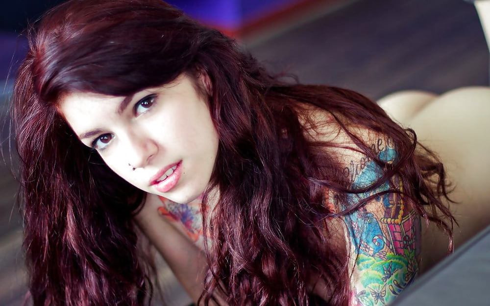 Free Suicide Girl - Full Mix 05 photos