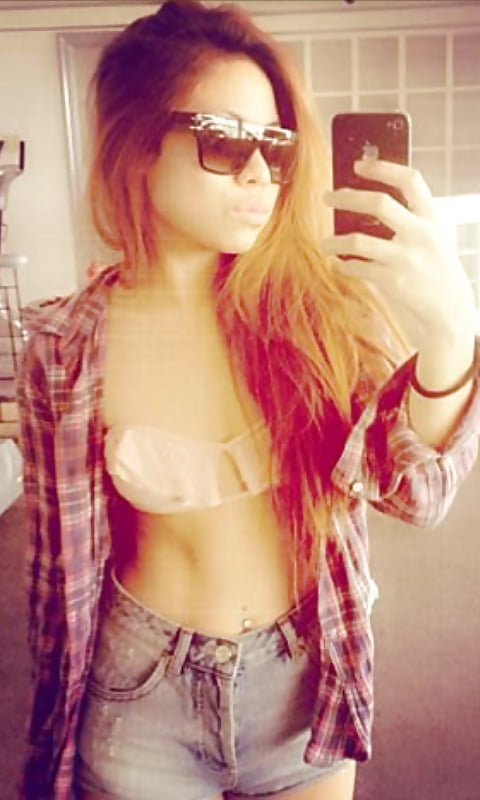 Free SELFIE Special 8 photos