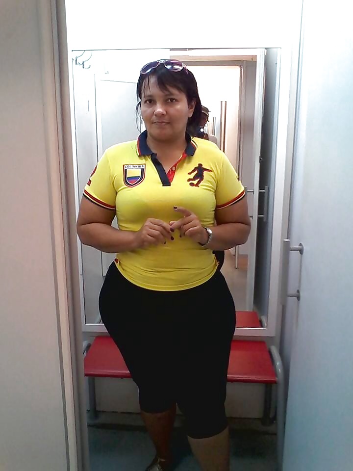 Free Nalgona y caderona (Pamela) photos