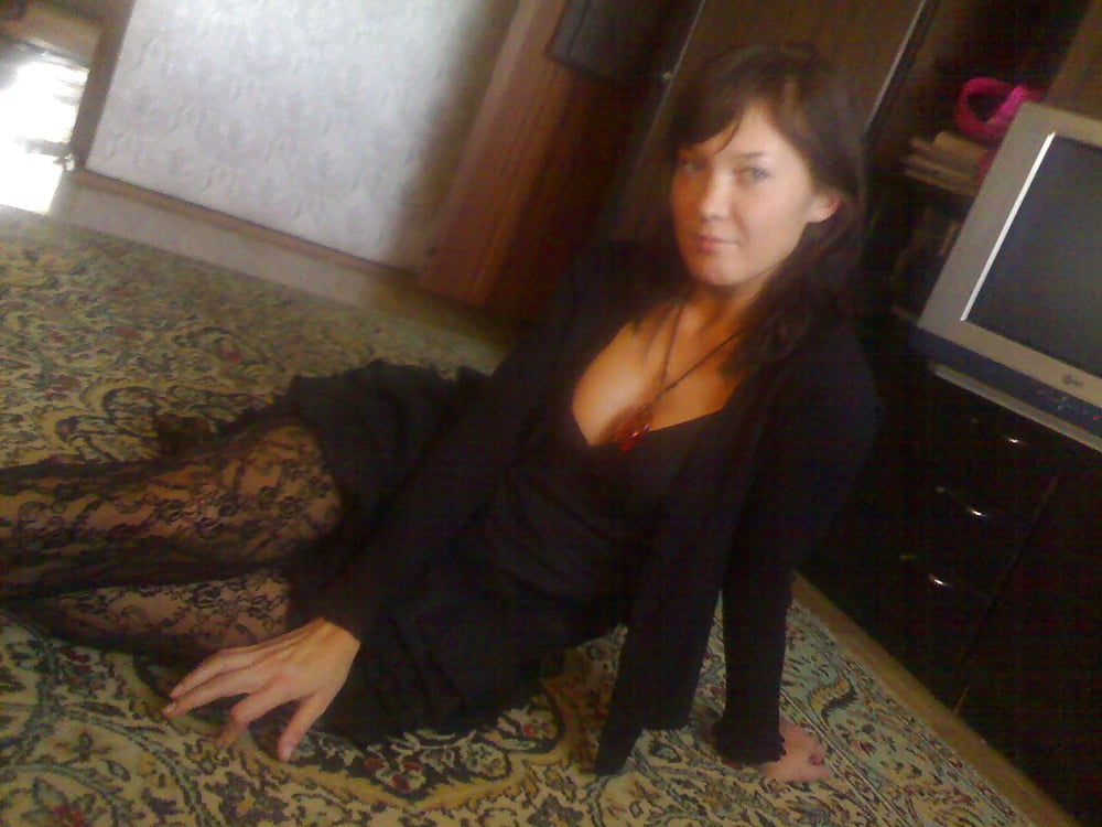 Free Celine la soeur d'un pote photos