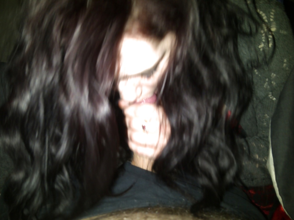 Free Brunette Babe photos