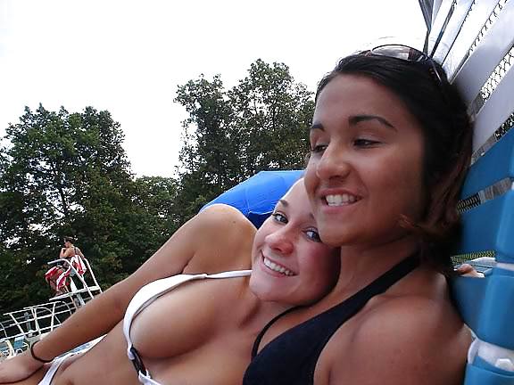 Free Non-Nude Big Tits Mix! photos