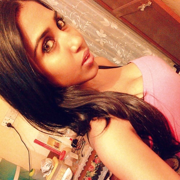 Free New Indian Hottie photos