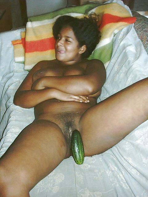 Free LATINA CUCUMBER PLAYTIME photos