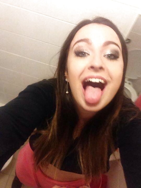 Free UK Chav Sluts photos