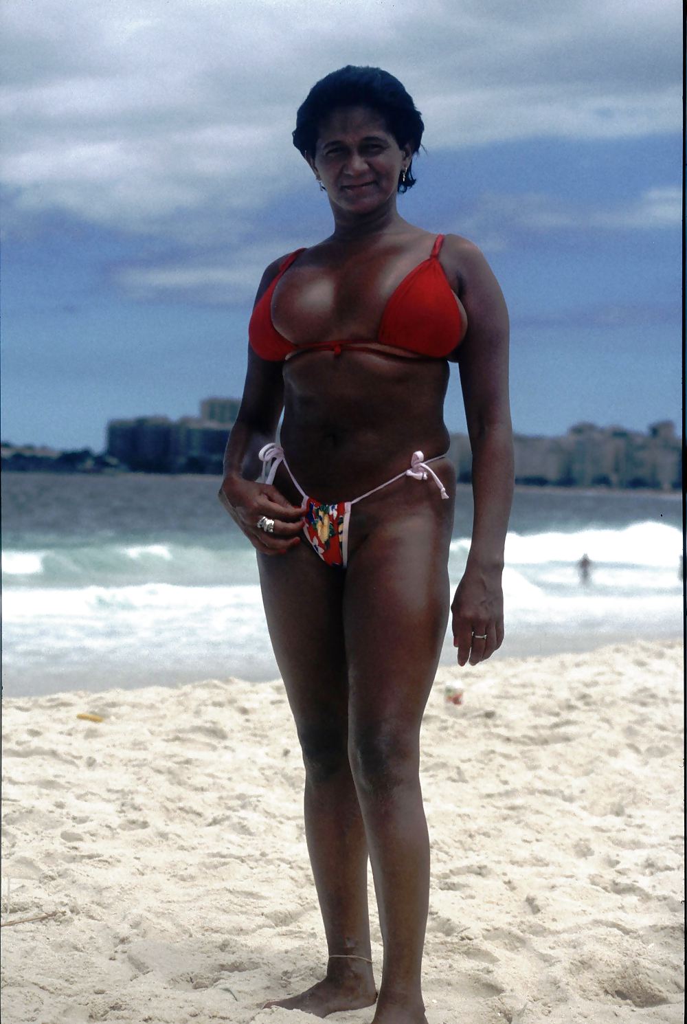 Free Rio de Janeiro bikinis and asses photos